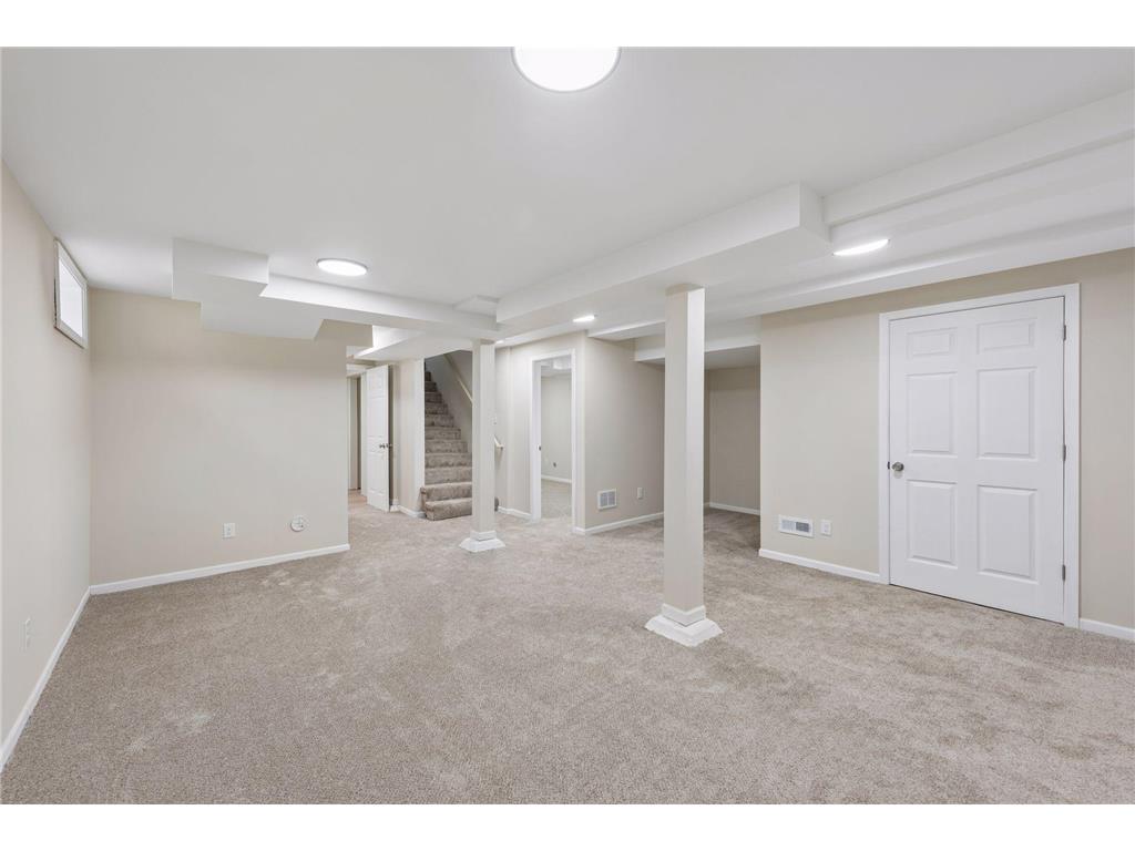 792 Charles Avenue Saint Paul MN 55104 7103708 image21