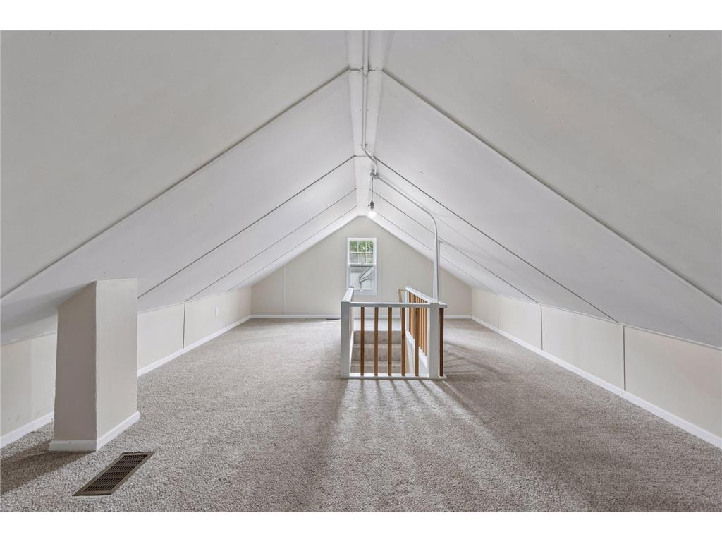 792 Charles Avenue Saint Paul MN 55104 7103708 image27