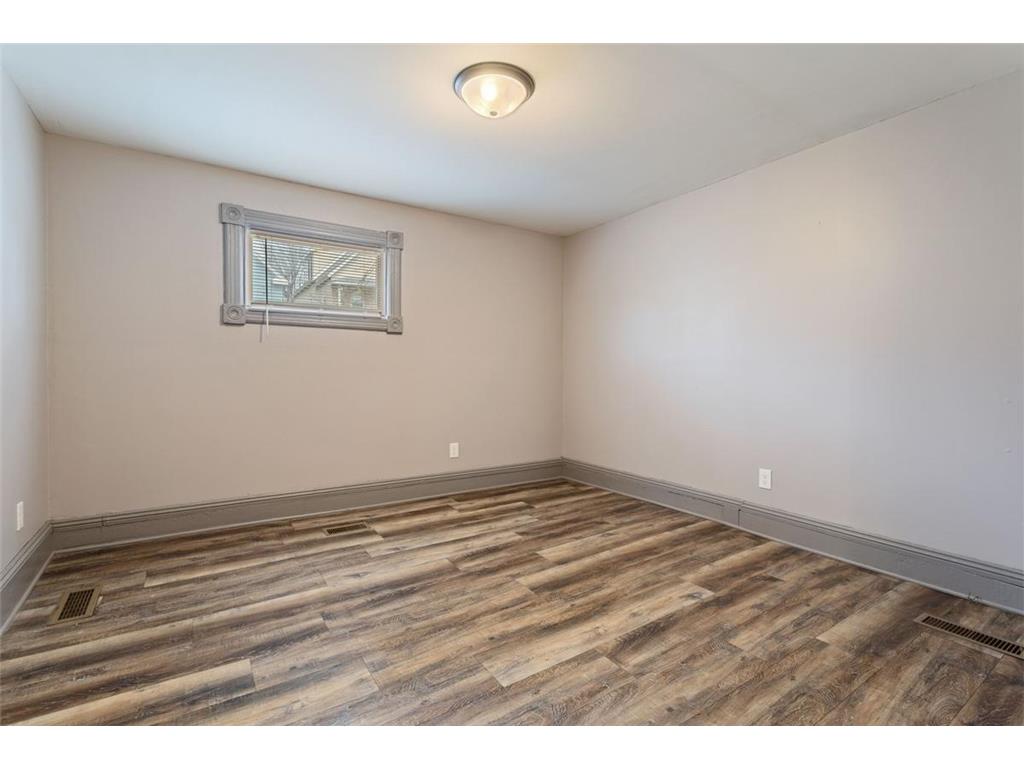 792 Duluth Street Saint Paul MN 55106 7055417 image6
