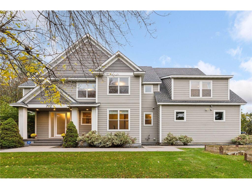 792 Hilltop Road Mendota Heights MN 55118 6806454 image1