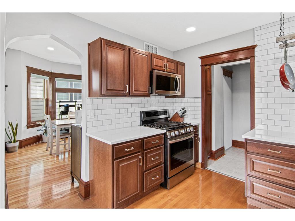 792 Smith Avenue S Saint Paul MN 55107 7110472 image17