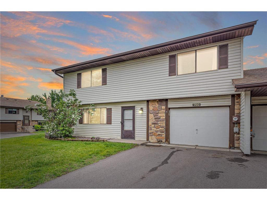 792 Tanglewood Drive Shoreview MN 55126 7076763 image1
