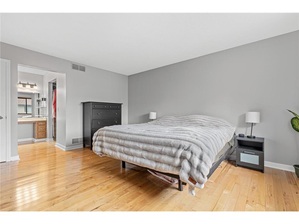 792 Tanglewood Drive Shoreview MN 55126 7076763 image17