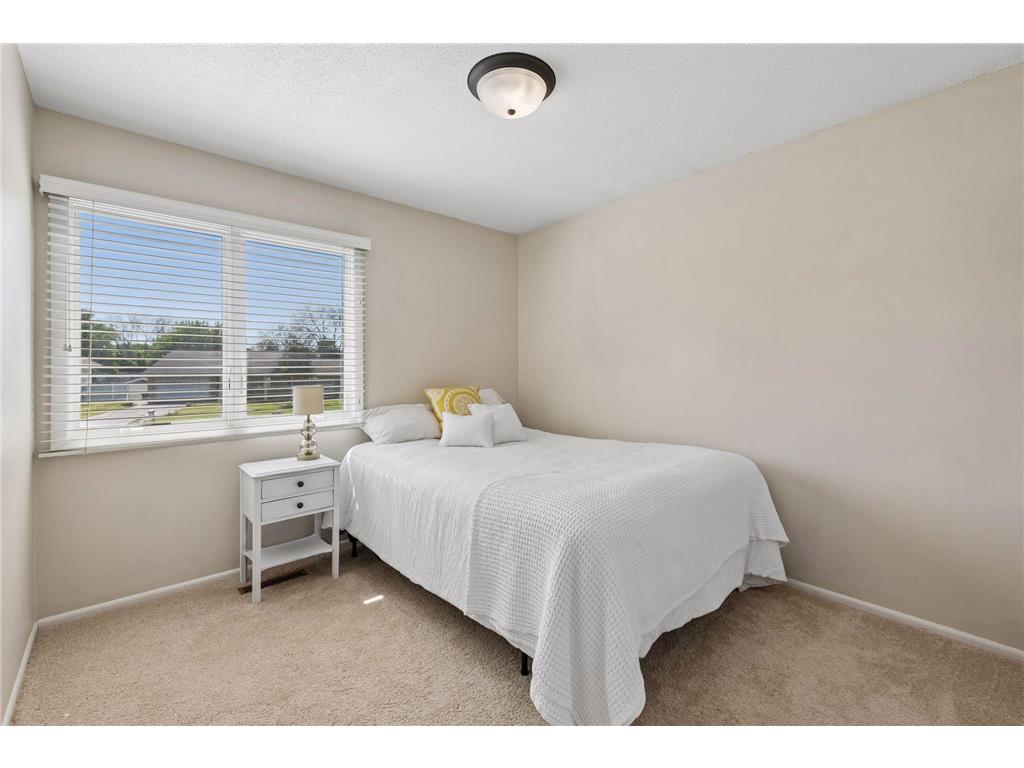 7920 W 107th Street Circle Bloomington MN 55438 7075829 image18