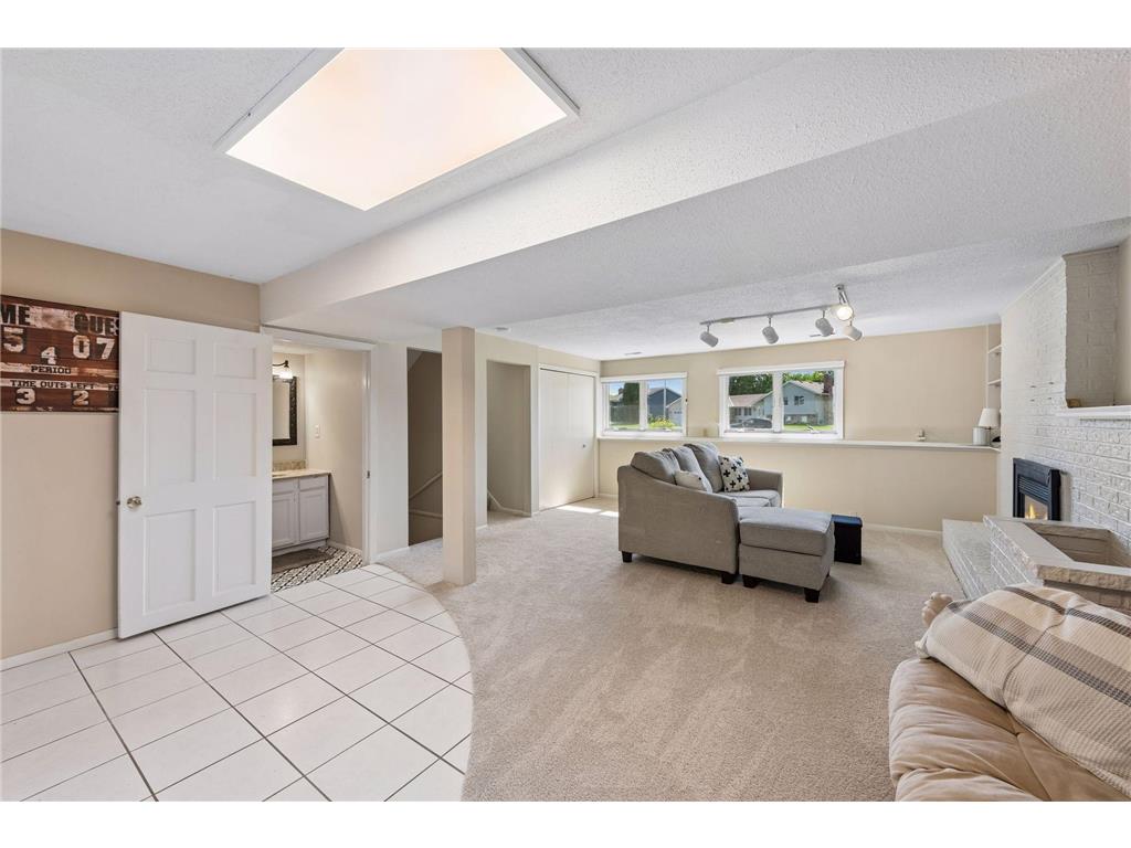 7920 W 107th Street Circle Bloomington MN 55438 7075829 image25