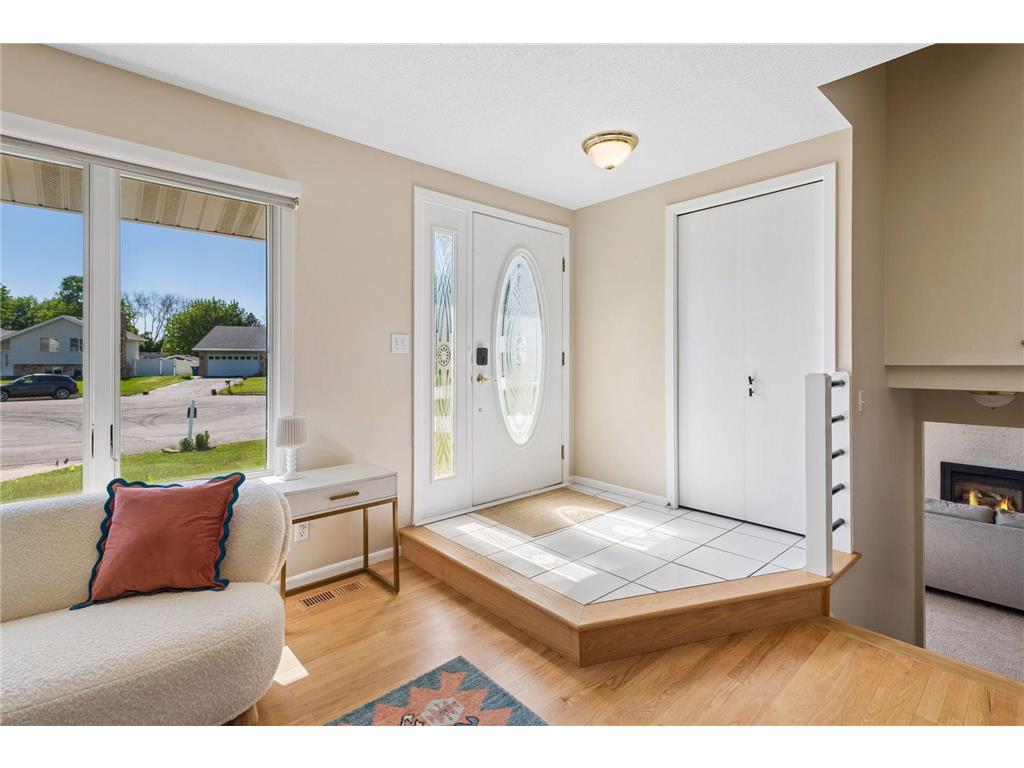 7920 W 107th Street Circle Bloomington MN 55438 7075829 image3