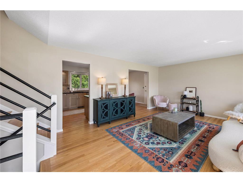 7920 W 107th Street Circle Bloomington MN 55438 7075829 image4