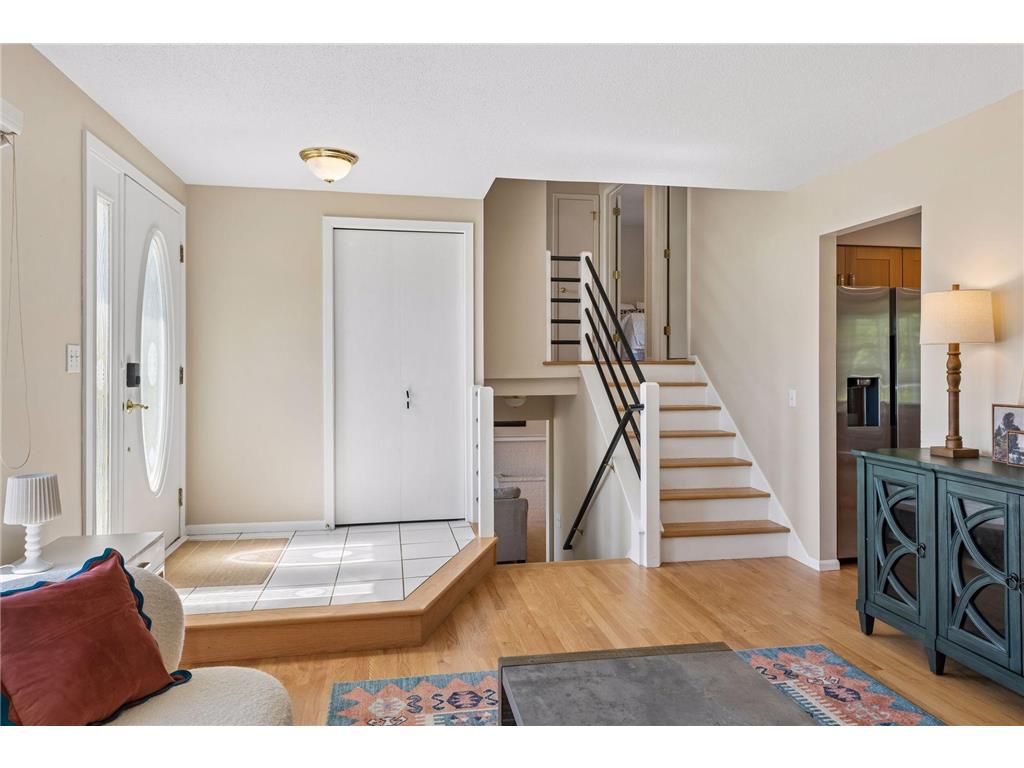 7920 W 107th Street Circle Bloomington MN 55438 7075829 image7