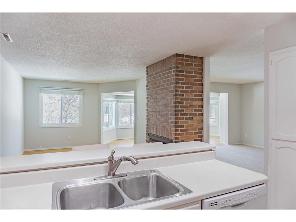 7922 Timber Lake Drive Eden Prairie MN 55347 - Mitchell 7037082 image16