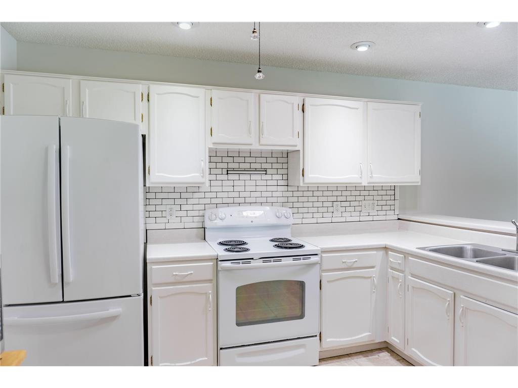 7922 Timber Lake Drive Eden Prairie MN 55347 - Mitchell 7037082 image21