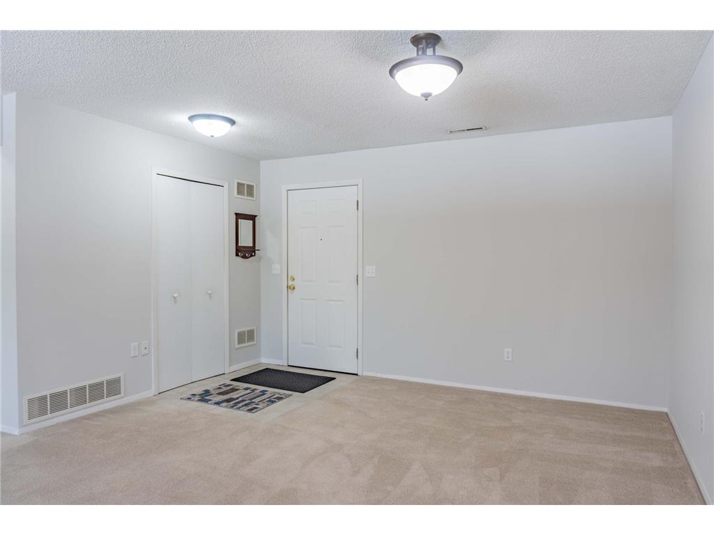 7922 Timber Lake Drive Eden Prairie MN 55347 - Mitchell 7037082 image28