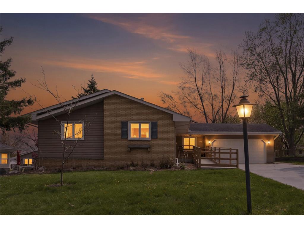7925 29th Avenue N New Hope MN 55427 7067915 image1