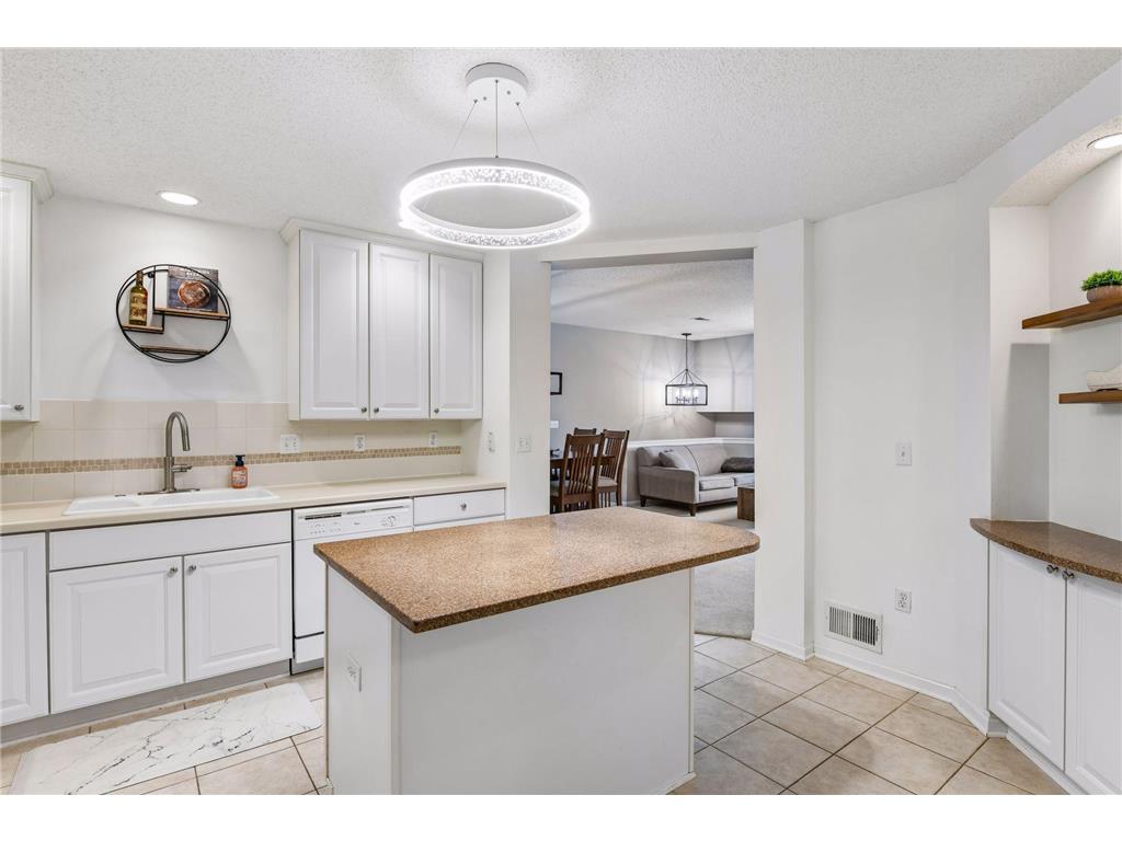 7930 Golden Valley Road #10 Golden Valley MN 55427 7070506 image11