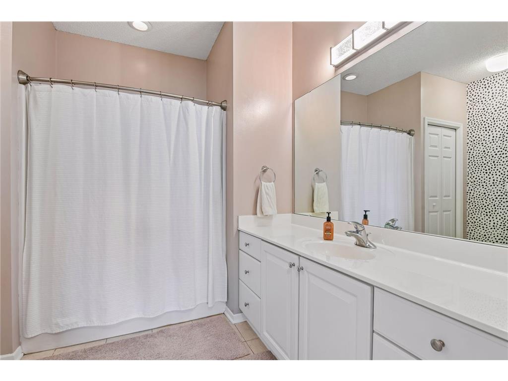 7930 Golden Valley Road #10 Golden Valley MN 55427 7070506 image19