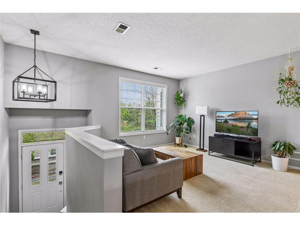 7930 Golden Valley Road #10 Golden Valley MN 55427 7070506 image2