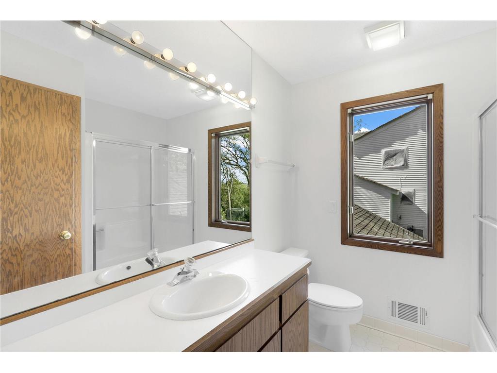7930 Rhode Island Circle Bloomington MN 55438 7007532 image37