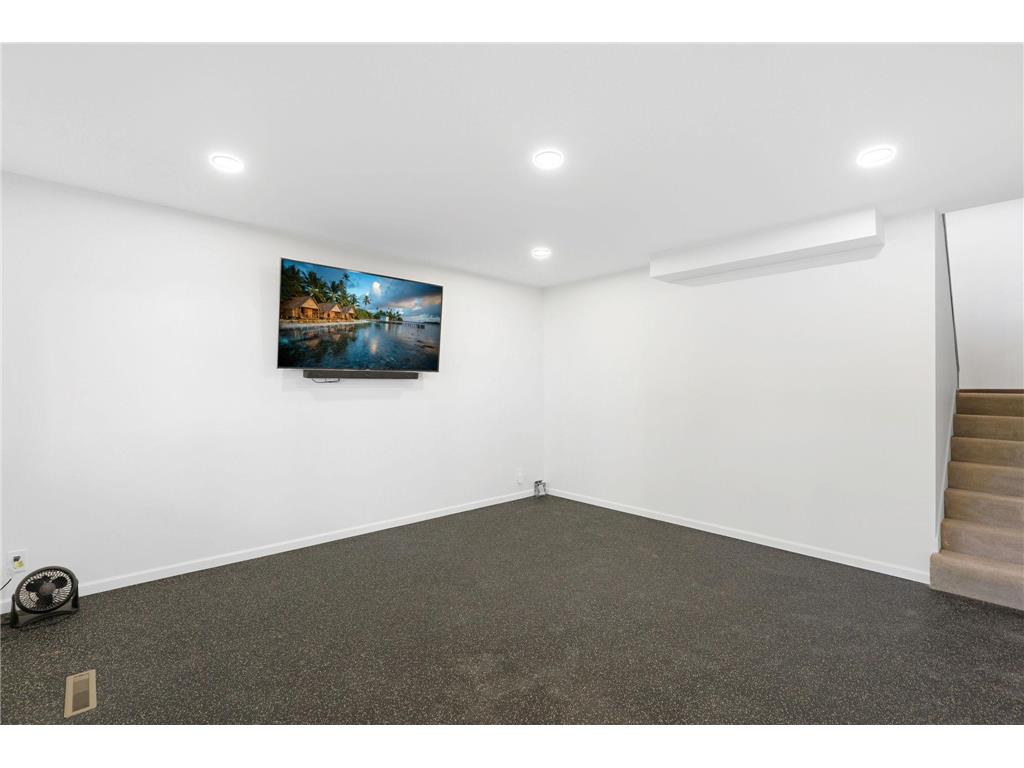 7930 Rhode Island Circle Bloomington MN 55438 7007532 image39