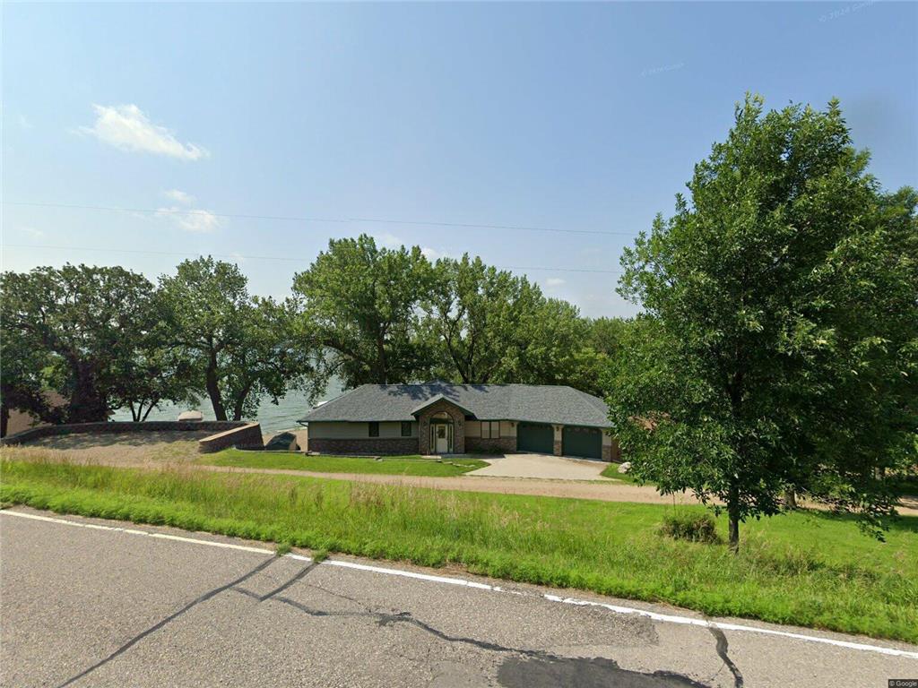 79317 355th Street Clinton MN 56225 - BIG STONE 6712032 image1