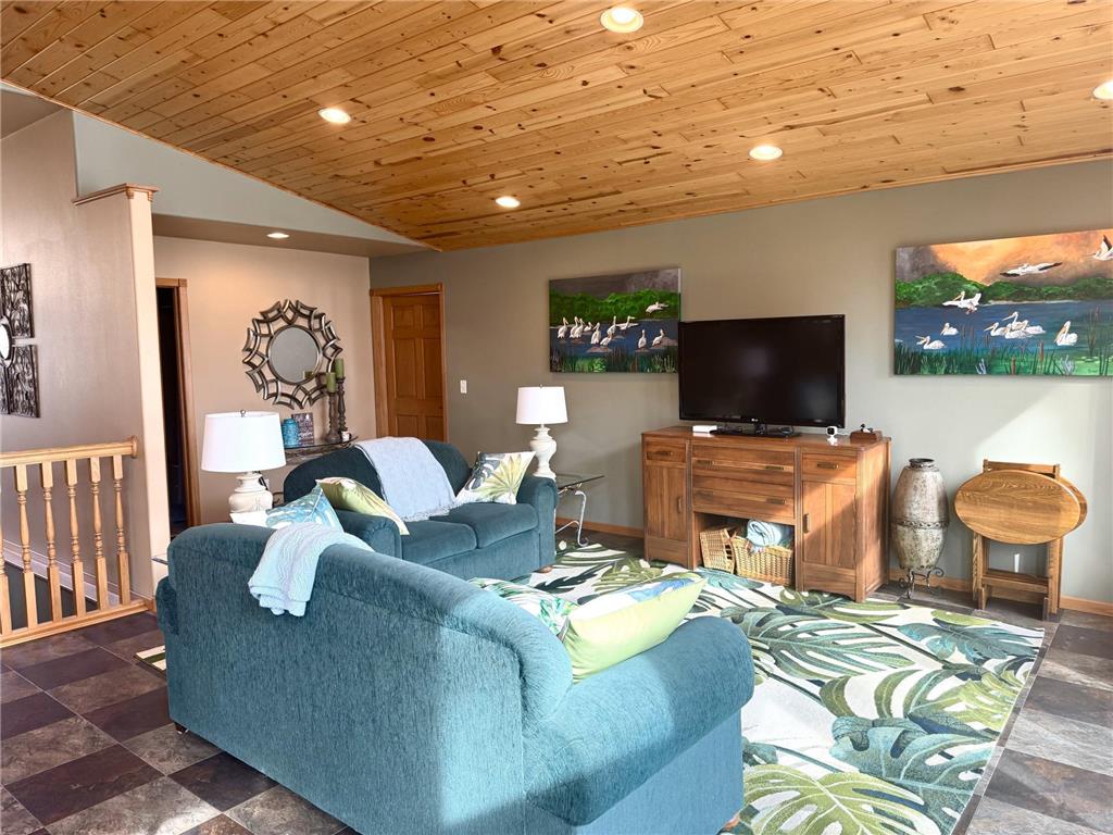 79317 355th Street Clinton MN 56225 - BIG STONE 6712032 image9