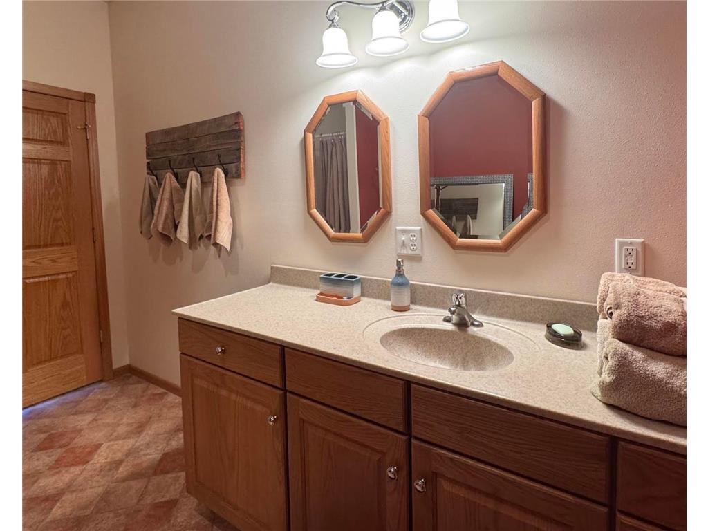 79317 355th Street Clinton MN 56225 - BIG STONE 7056056 image23