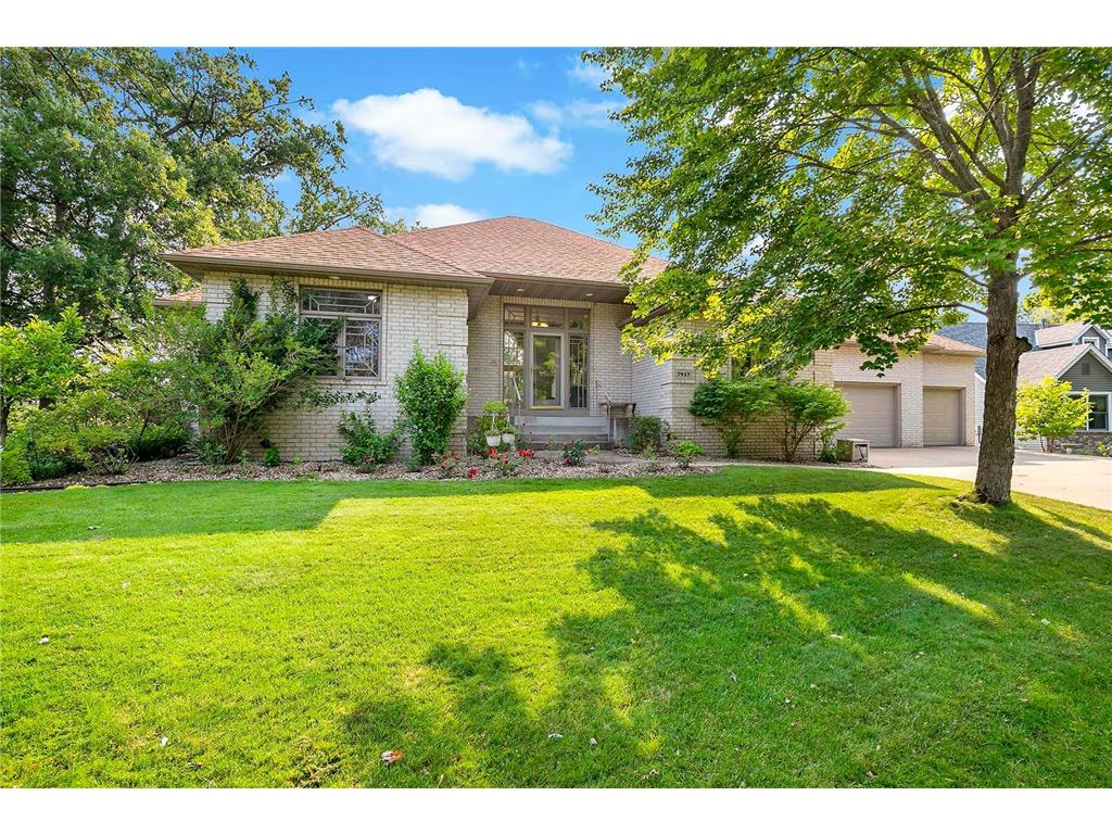 7937 9th Street Court N Oakdale MN 55128 7100516 image1