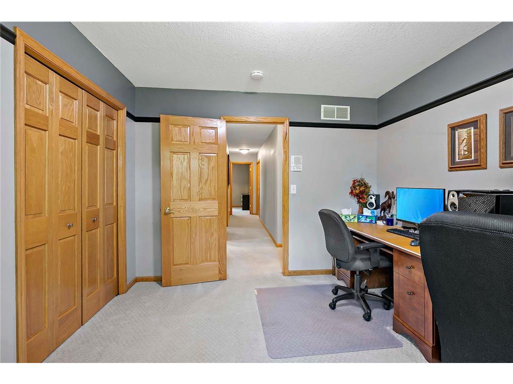 7937 9th Street Court N Oakdale MN 55128 7100516 image21