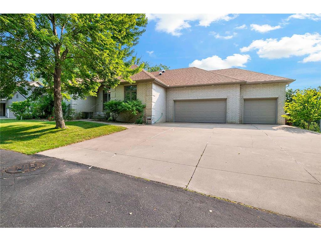 7937 9th Street Court N Oakdale MN 55128 7100516 image5