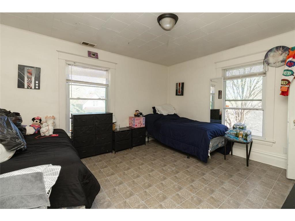 794 Case Avenue Saint Paul MN 55106 7056541 image13