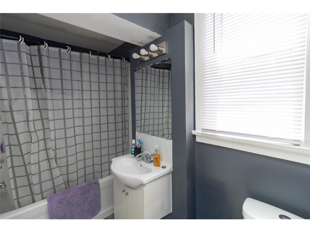 794 Case Avenue Saint Paul MN 55106 7056541 image7