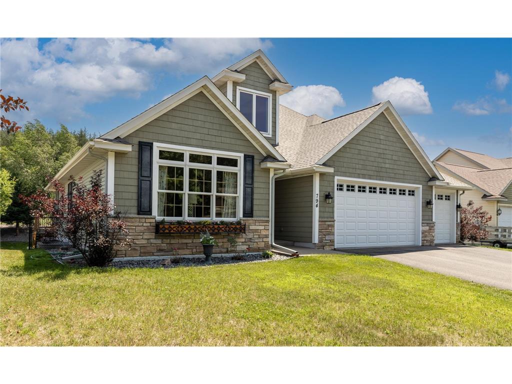 794 Glenmeadow Street River Falls WI 54022 6754541 image1