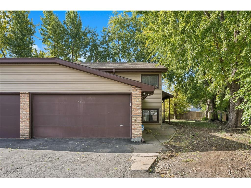7940 Beard Court N Brooklyn Park MN 55443 6613259 image1