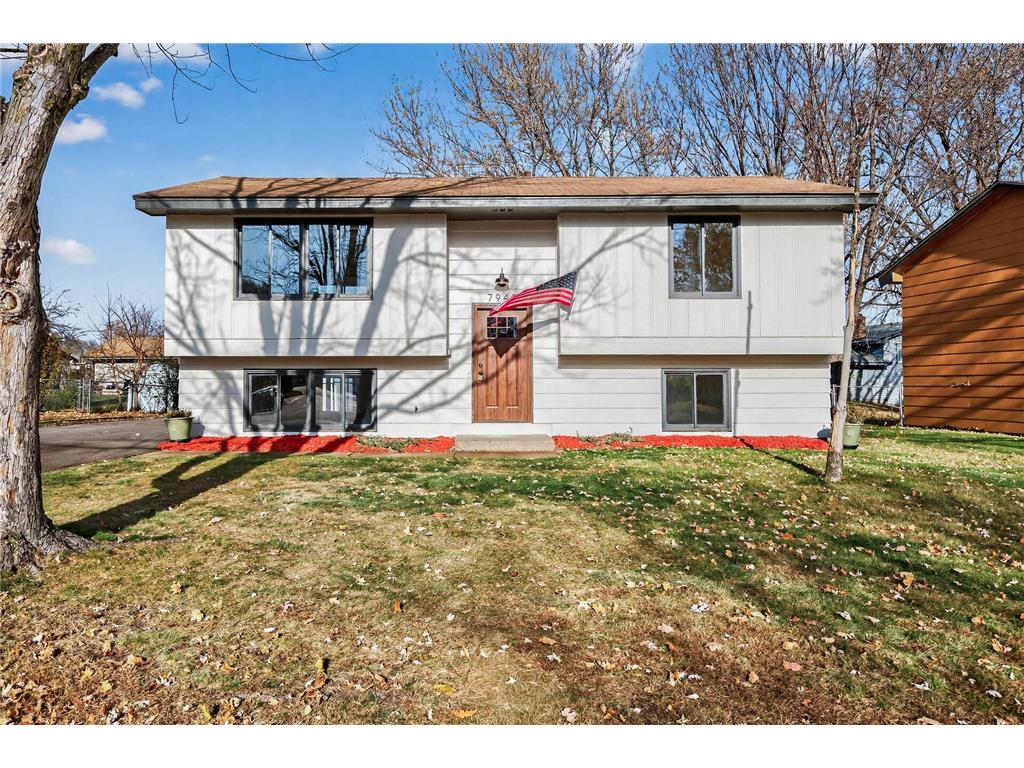 7940 Lad Parkway Brooklyn Park MN 55443 7003685 image1