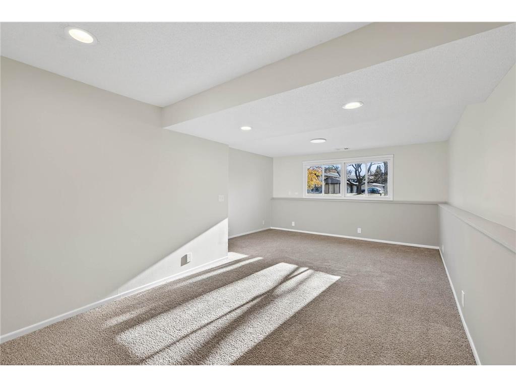 7940 Lad Parkway Brooklyn Park MN 55443 7003685 image15