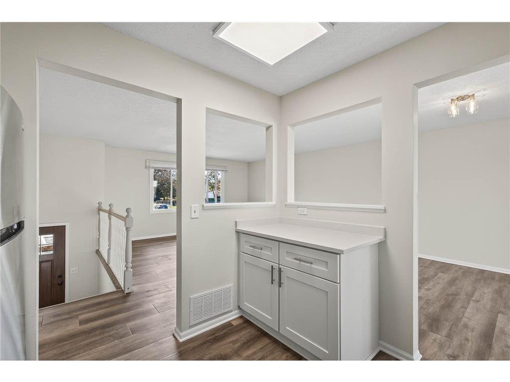 7940 Lad Parkway Brooklyn Park MN 55443 7003685 image9