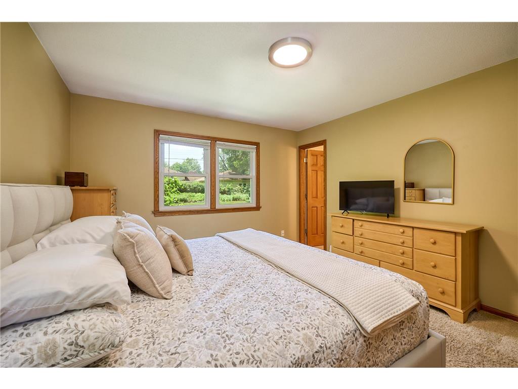 7941 60th Avenue N New Hope MN 55428 7012018 image11