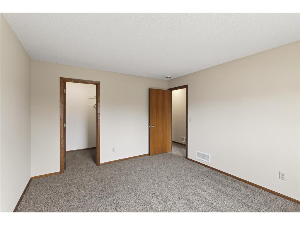 7948 Charles Way Inver Grove Heights MN 55076 7048109 image7