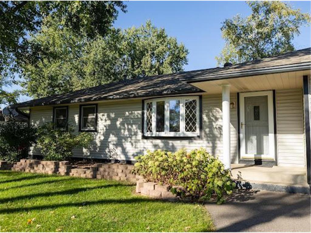 7949 Penn Avenue N Brooklyn Park MN 55444 6446719 image1