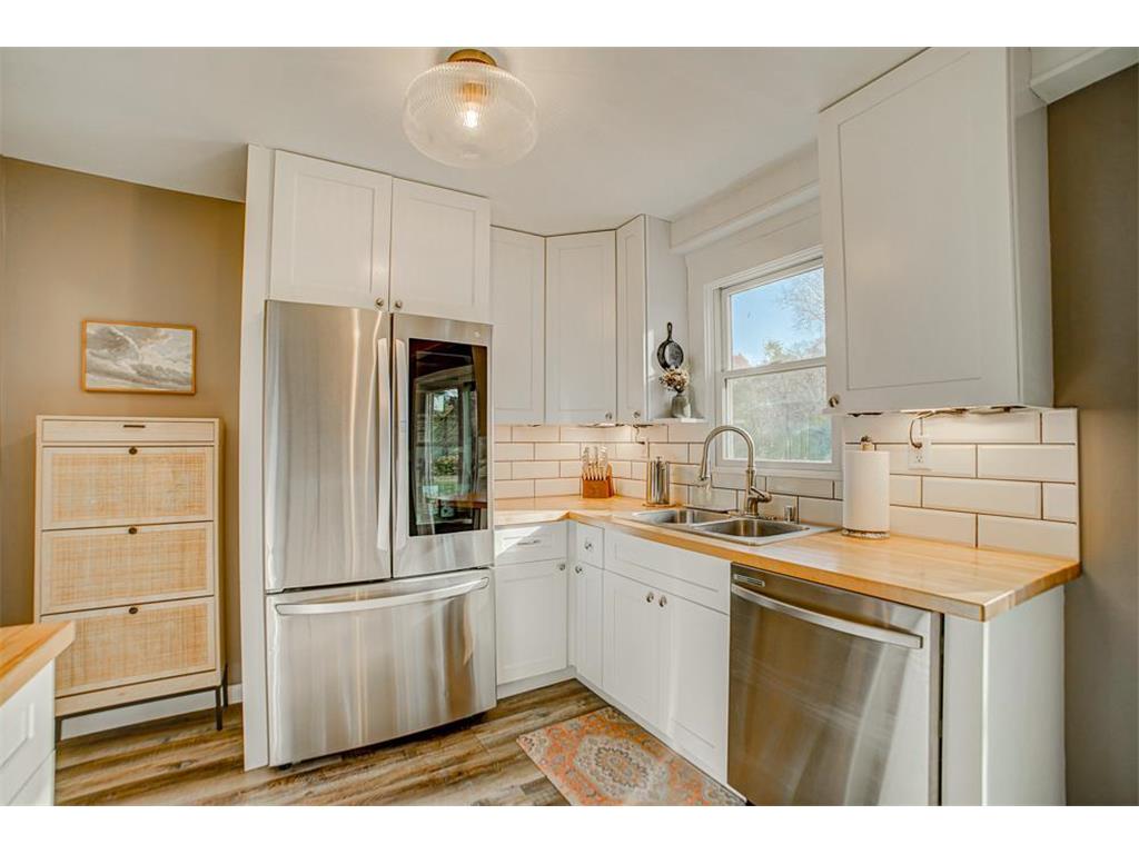 7949 Stillwater Boulevard N Oakdale MN 55128 7077855 image12