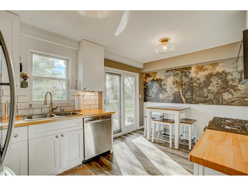 7949 Stillwater Boulevard N Oakdale MN 55128 7077855 image14