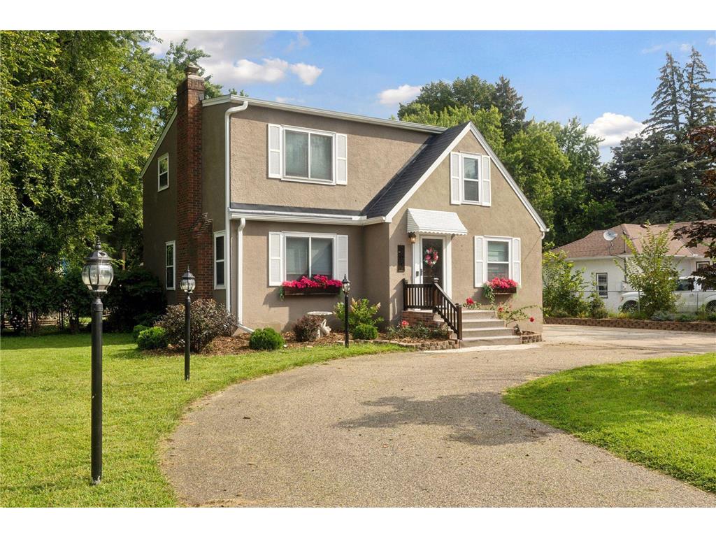 795 County Road B W Roseville MN 55113 6593257 image1