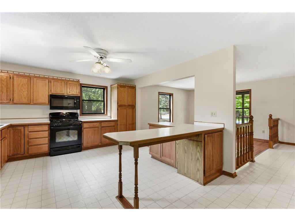 7953 Woodlawn Drive Mounds View MN 55112 7023797 image15