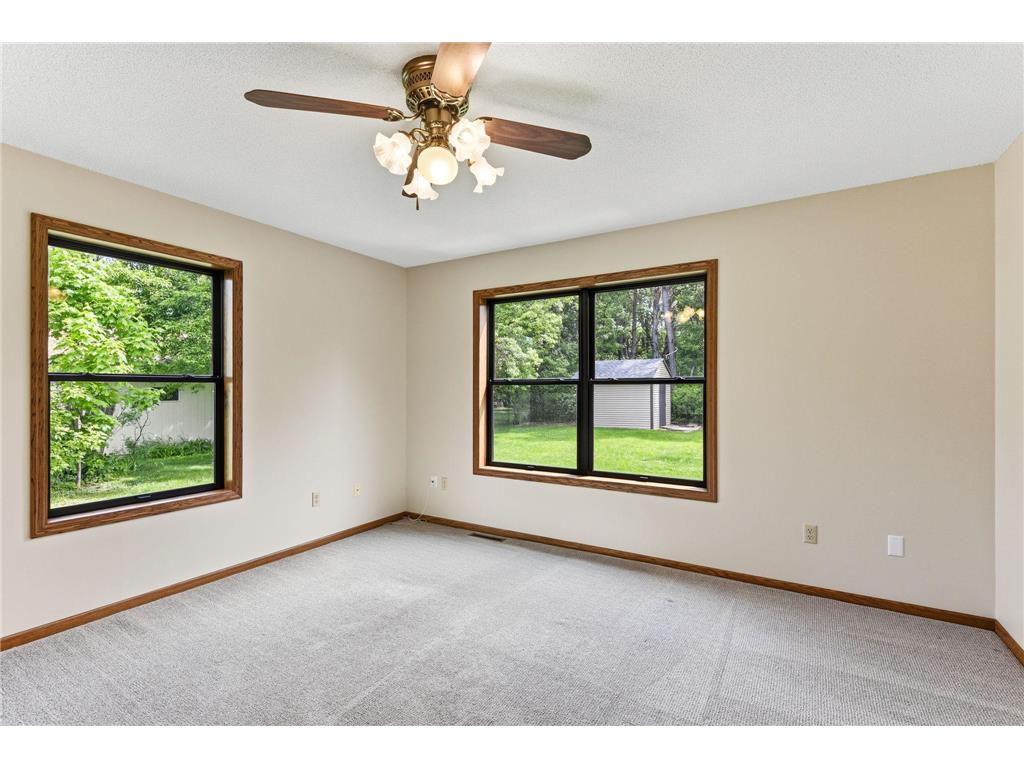 7953 Woodlawn Drive Mounds View MN 55112 7023797 image18
