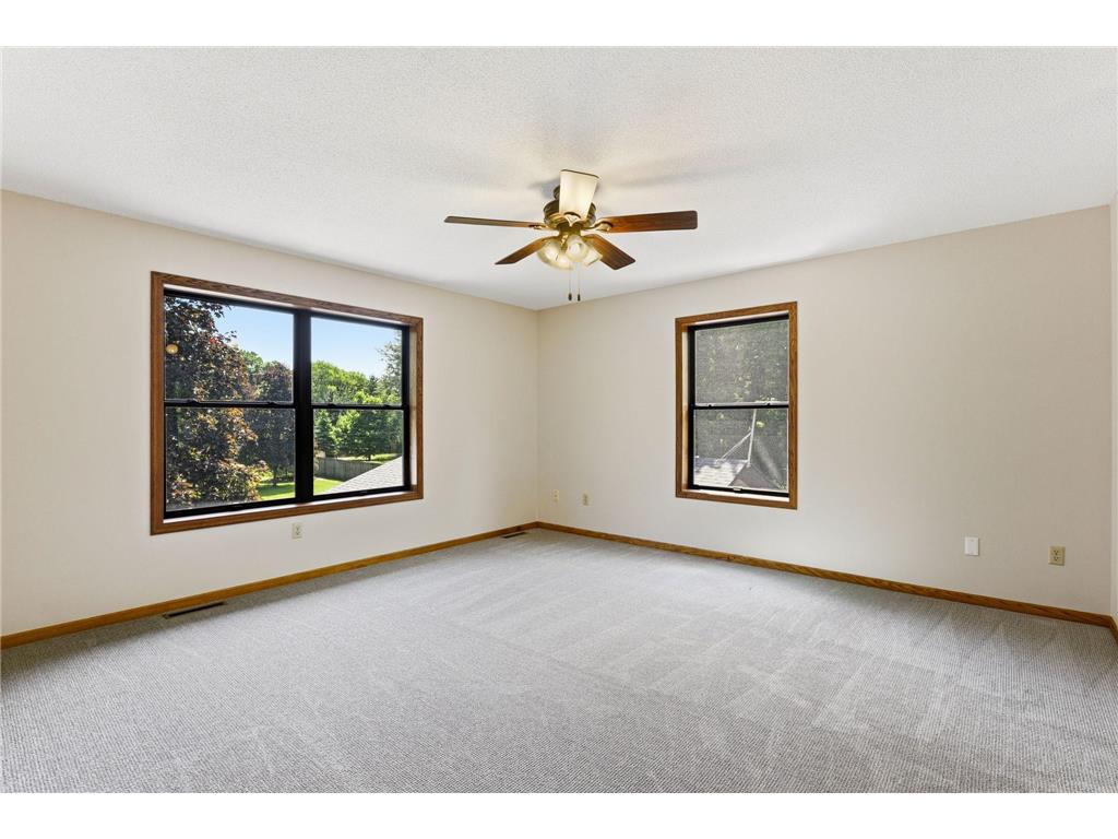 7953 Woodlawn Drive Mounds View MN 55112 7023797 image34