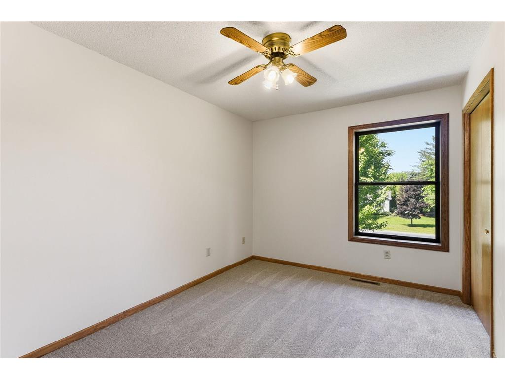 7953 Woodlawn Drive Mounds View MN 55112 7023797 image42