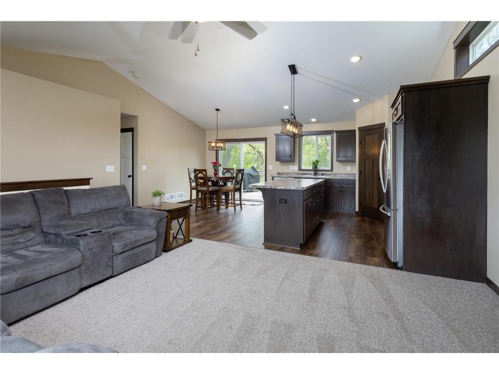 7956 325th Avenue NW Spencer Brook Twp MN 55371 7075680 image3