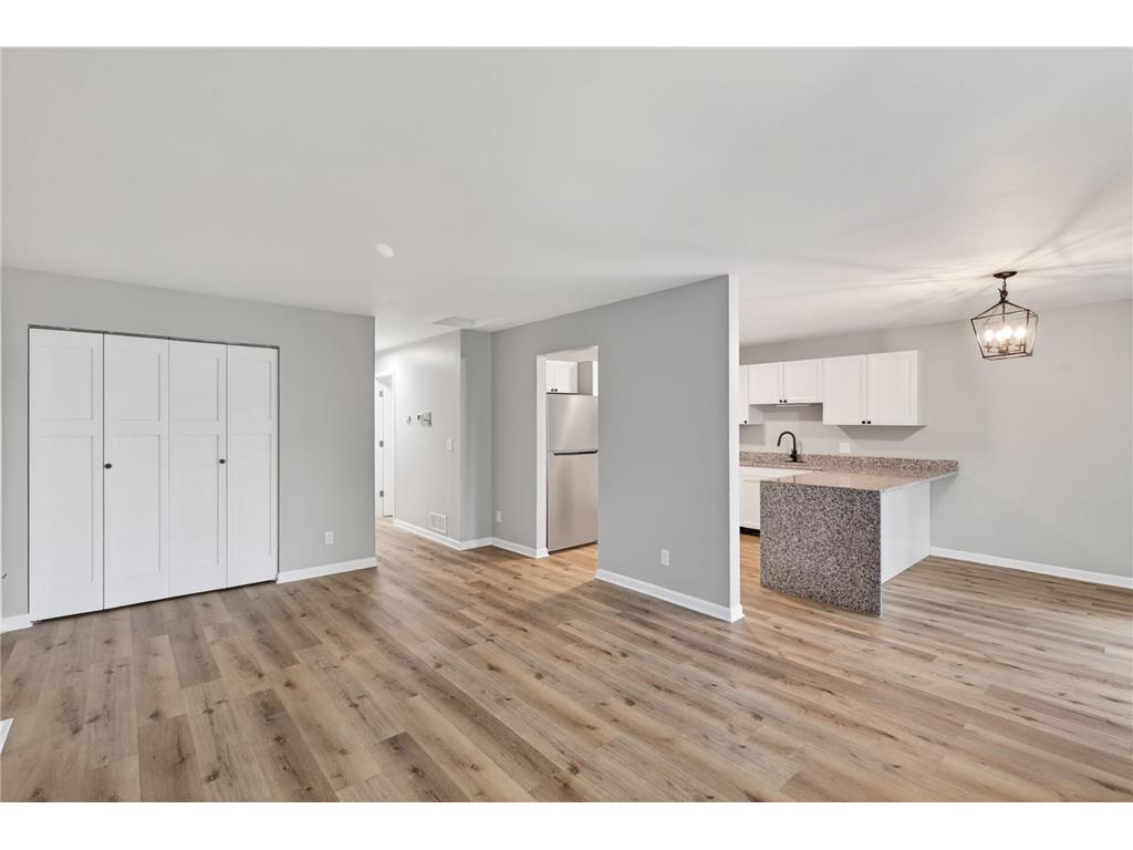 7956 Charles Way Inver Grove Heights MN 55076 7082390 image10