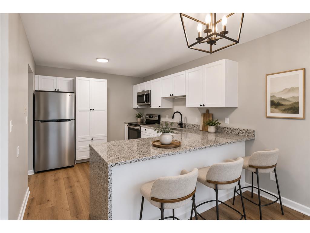7956 Charles Way Inver Grove Heights MN 55076 7111949 image2