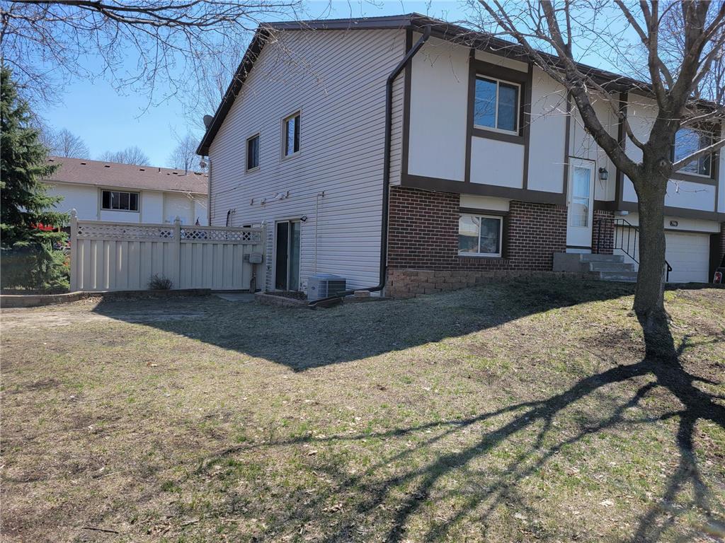 796 125th Lane NE Blaine MN 55434 6676371 image1