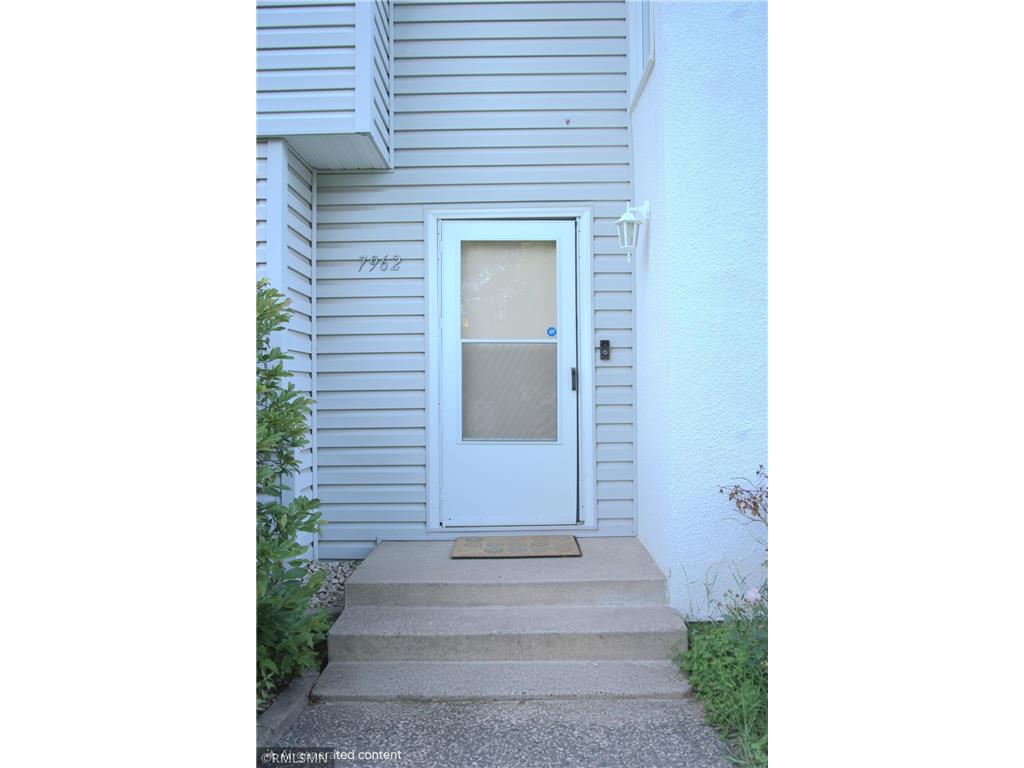 7962 Lad Parkway Brooklyn Park MN 55443 7100505 image2