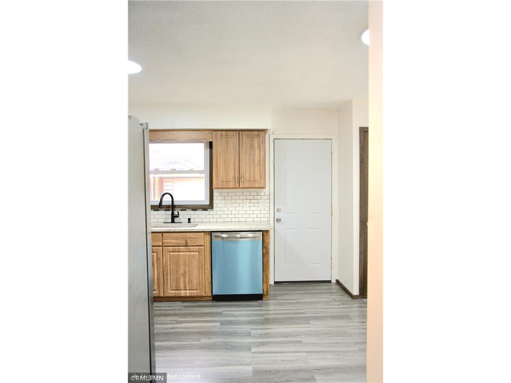 7962 Lad Parkway Brooklyn Park MN 55443 7100505 image6